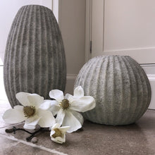Load image into Gallery viewer, Willow Round Vase
