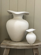 Load image into Gallery viewer, Beautiful Ivory Ceramic Sculptural Vase

